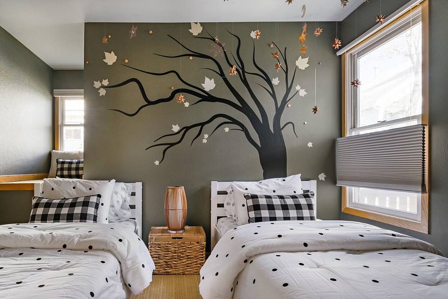 Twin Bedroom