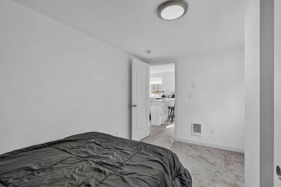 Furnished Finder property 890067_1 photo 11