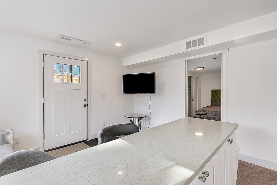 Furnished Finder property 890067_1 photo 9