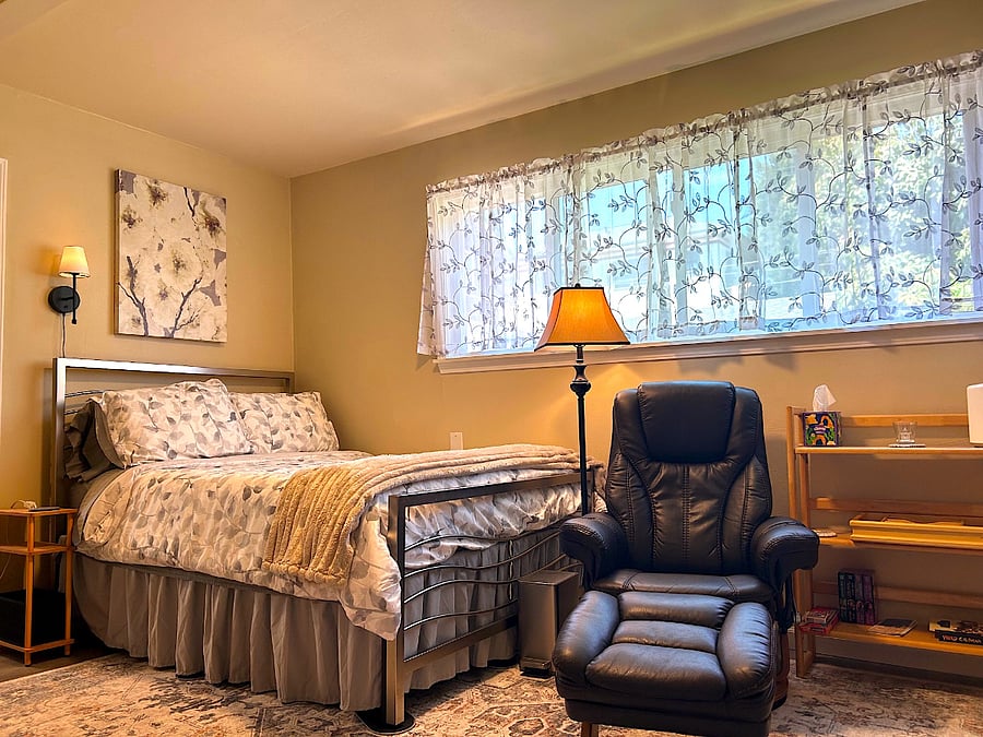 Furnished Finder property 890073_1 photo 2
