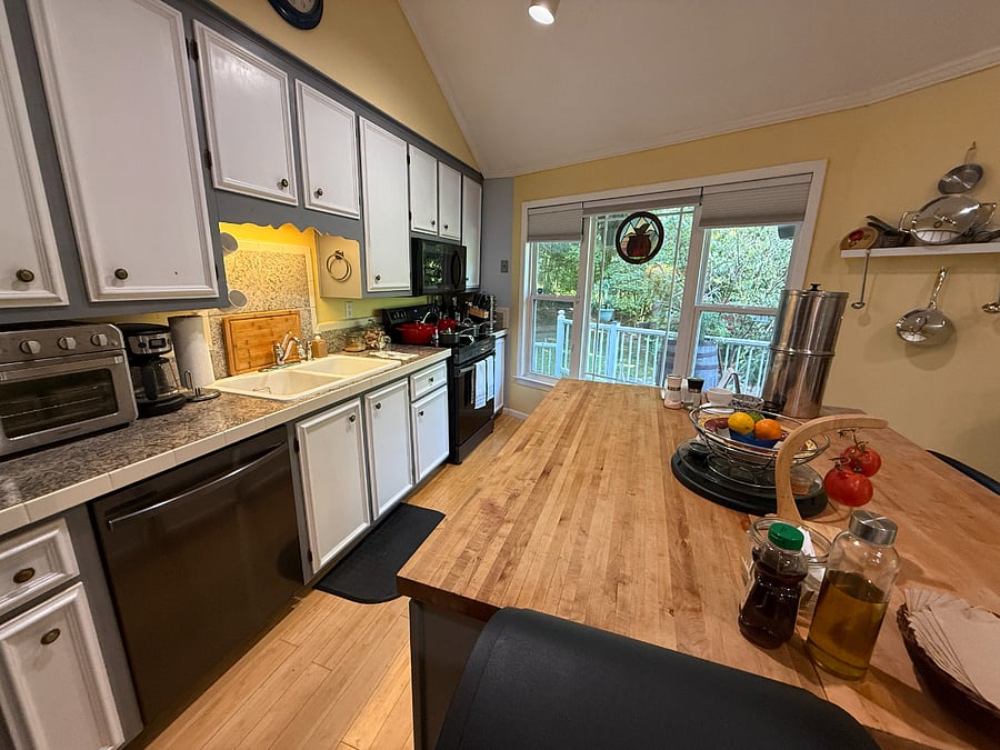 Furnished Finder property 890077_2 photo 16