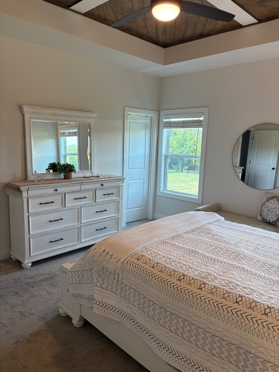 Furnished Finder property 890100_1 photo 14