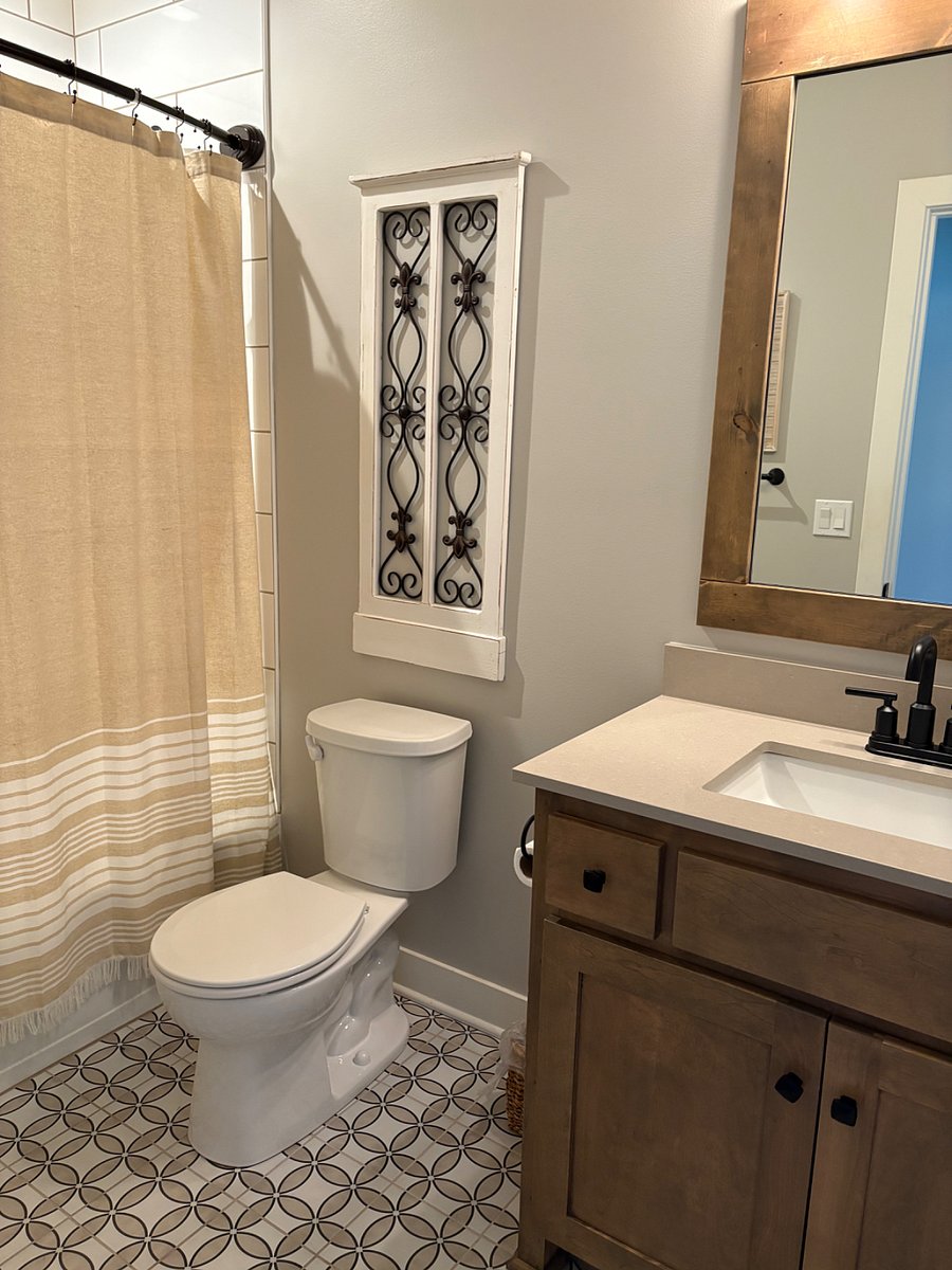 Furnished Finder property 890100_1 photo 18