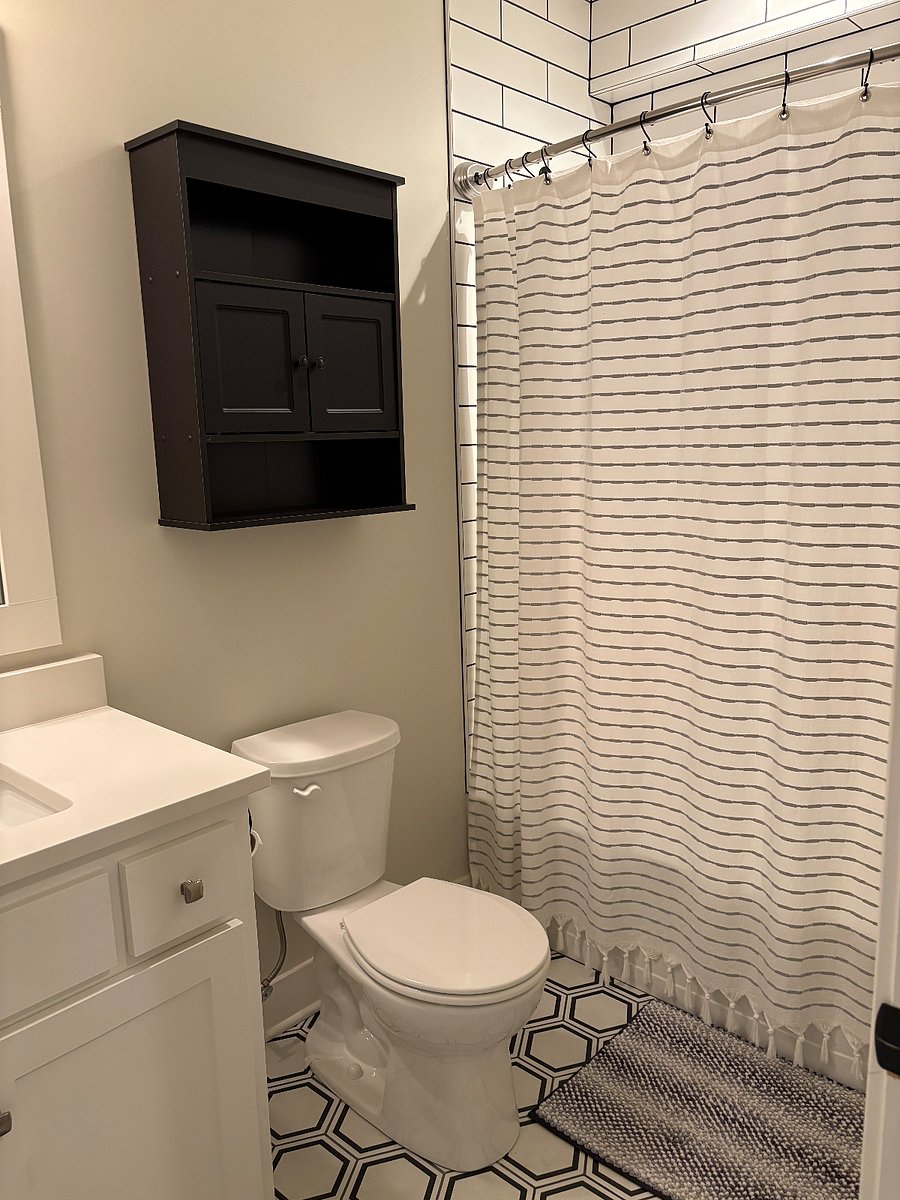 Furnished Finder property 890100_1 photo 19