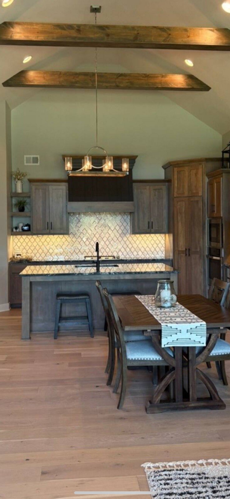 Furnished Finder property 890100_1 photo 5