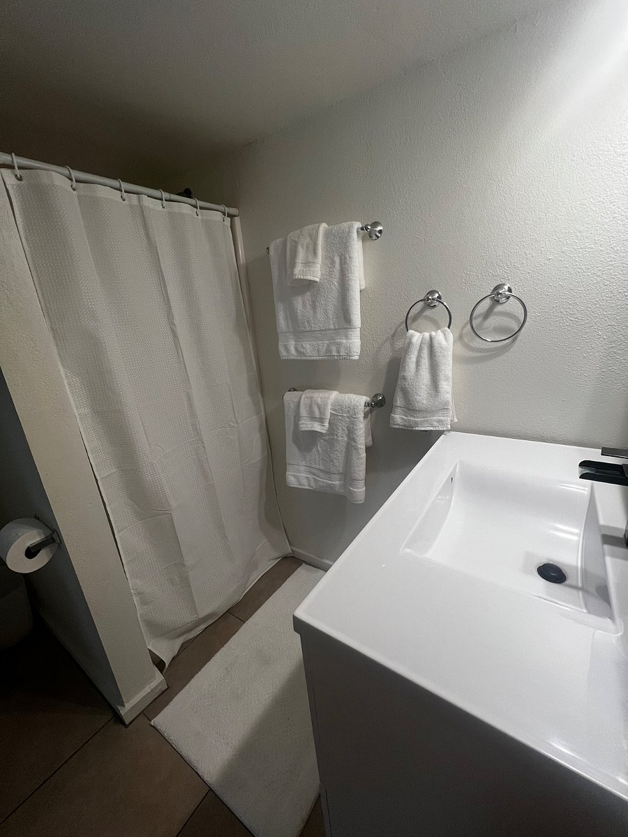 Furnished Finder property 890125_1 photo 7