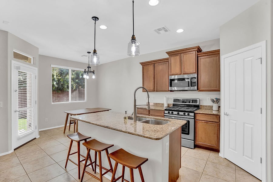 Furnished Finder property 890131_1 photo 5