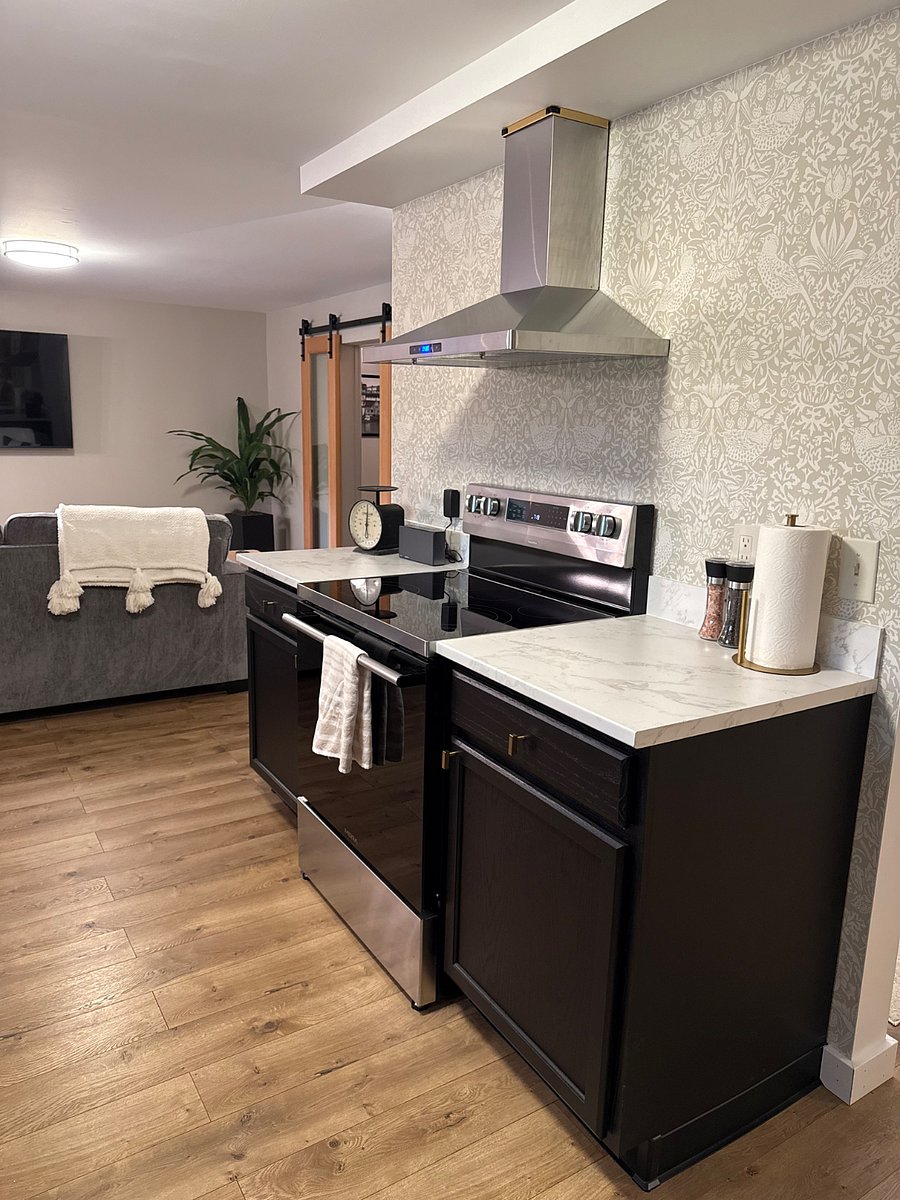 Kitchen and living room
