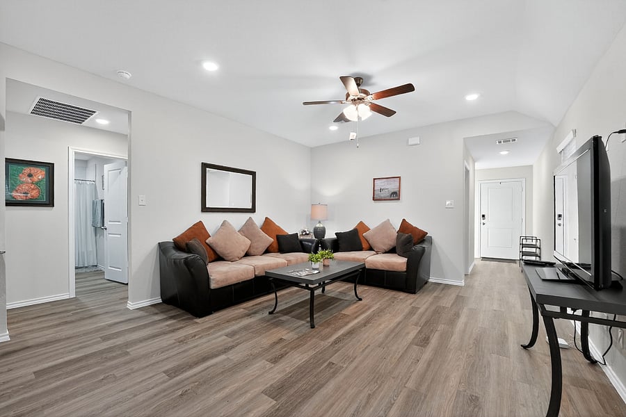 Furnished Finder property 890147_1 photo 6