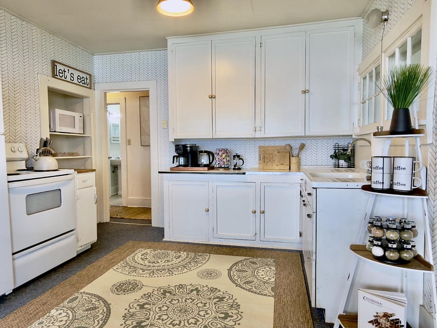 Furnished Finder property 890160_1 photo 8