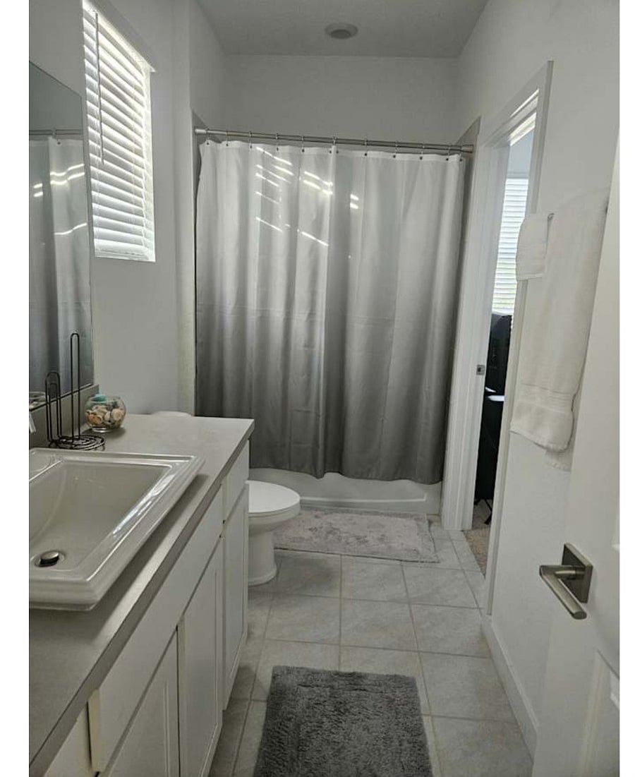 Shower/tub combo