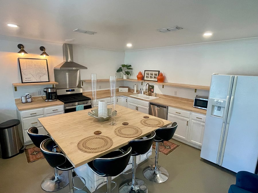 Furnished Finder property 890265_1 photo 3