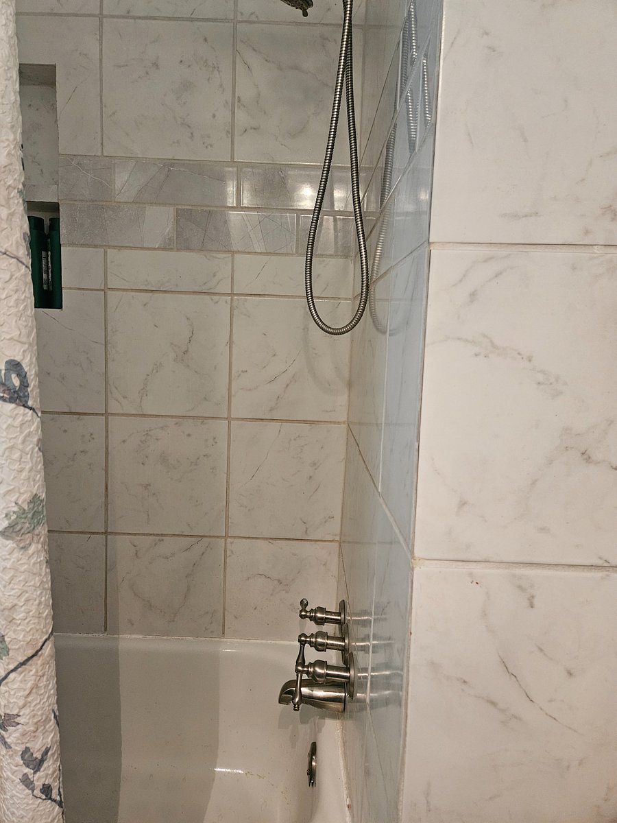 Furnished Finder property 890283_1 photo 7