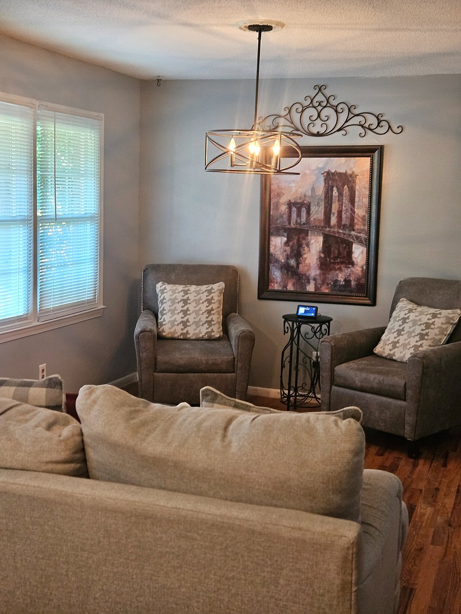 Furnished Finder property 890283_1 photo 1