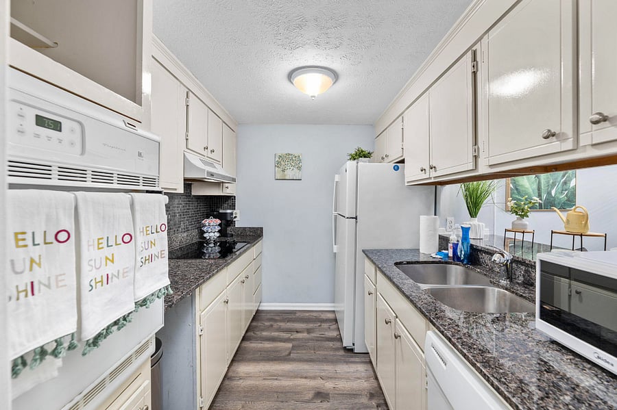 Furnished Finder property 890287_1 photo 23