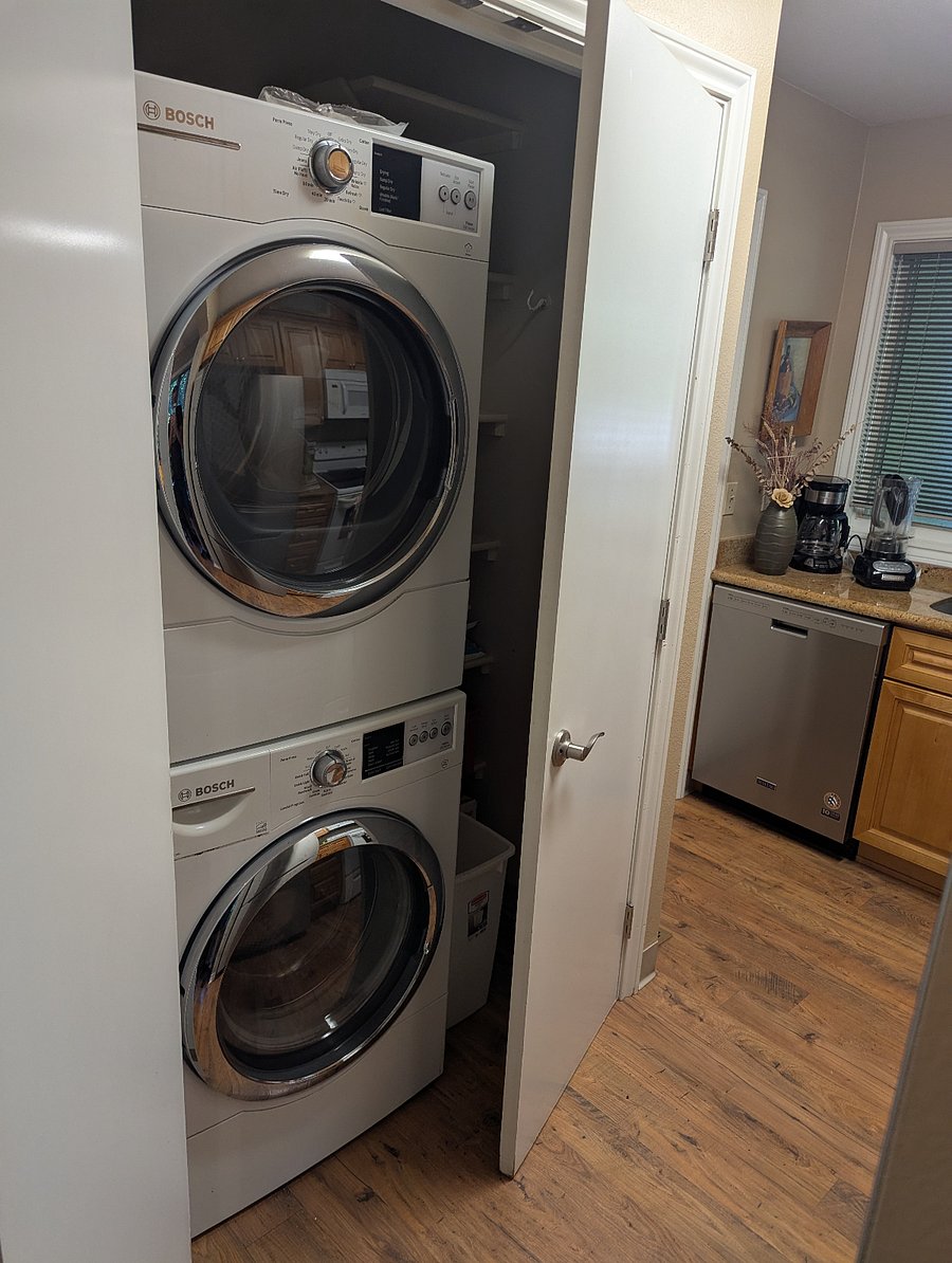 Furnished Finder property 890307_1 photo 9