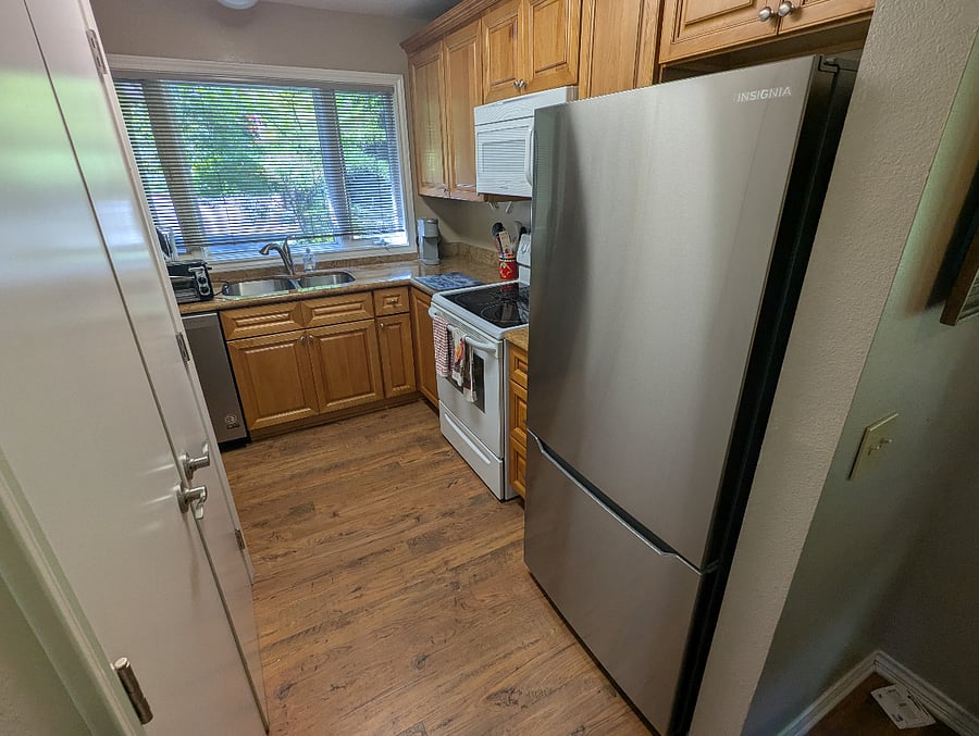 Furnished Finder property 890307_1 photo 8