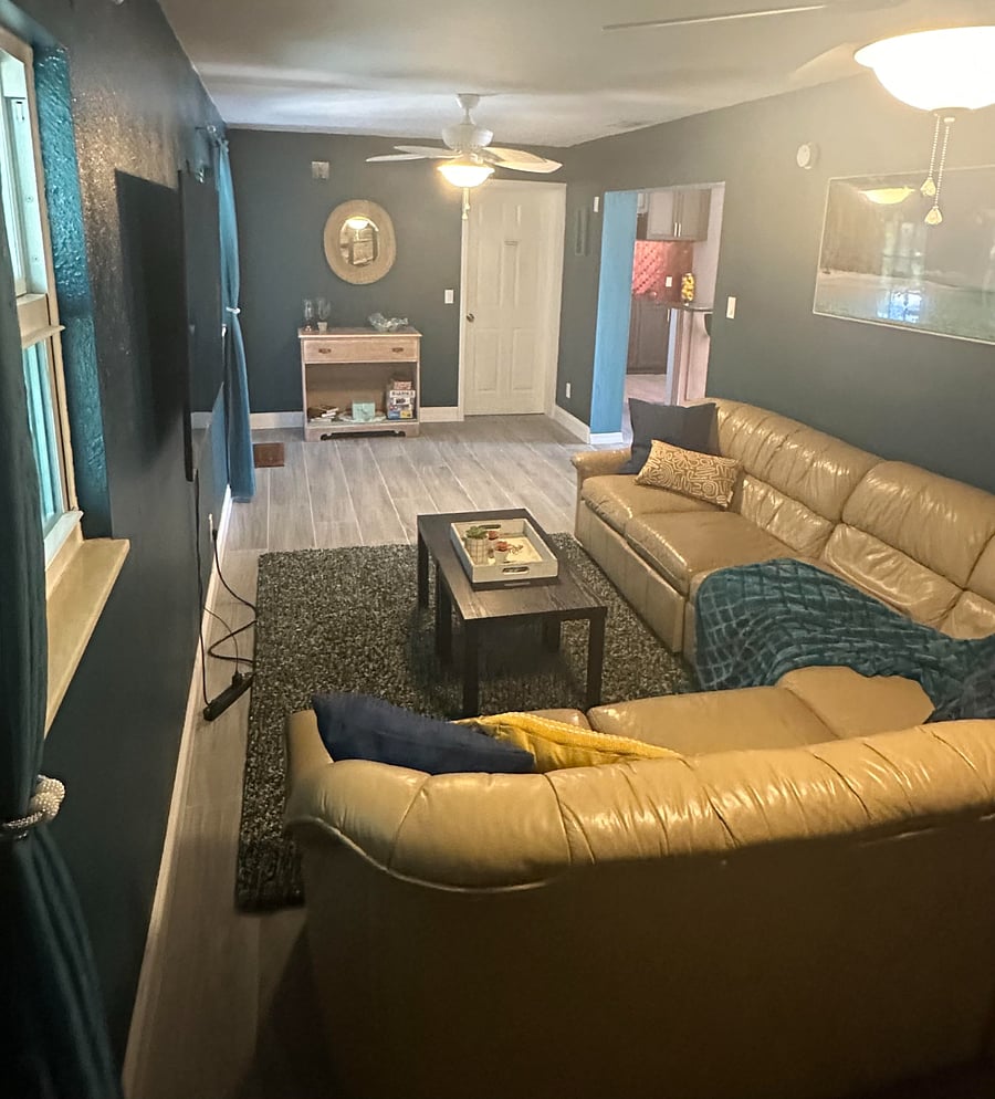 Furnished Finder property 890350_1 photo 3