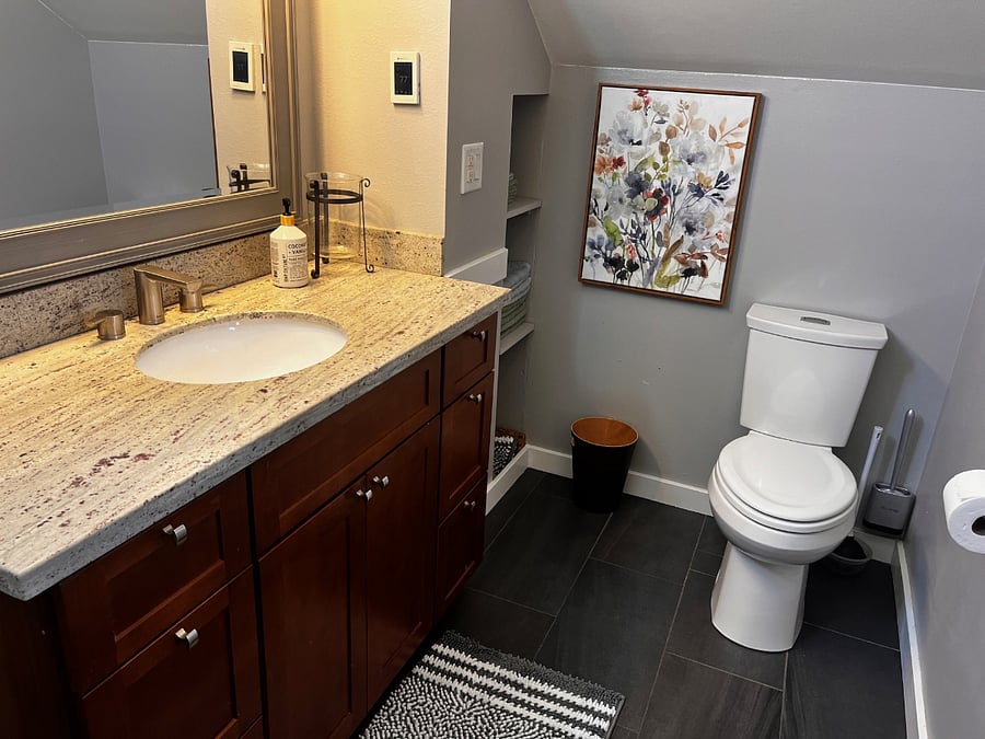 Upstairs bathroom with heated floors