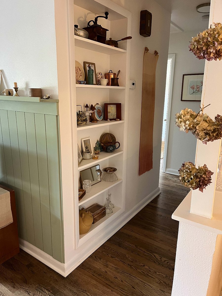 Hallway from kitchen/living room to bedrooms