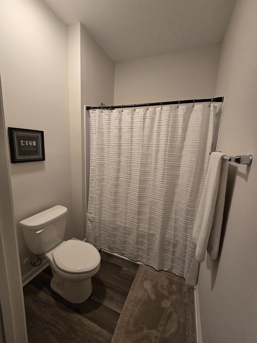 Furnished Finder property 890375_1 photo 8