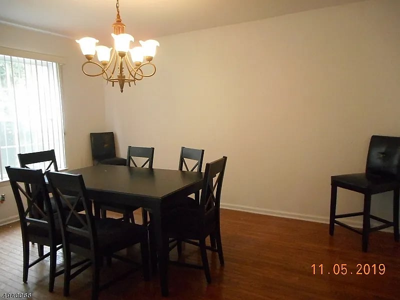 Furnished Finder property 890400_1 photo 4