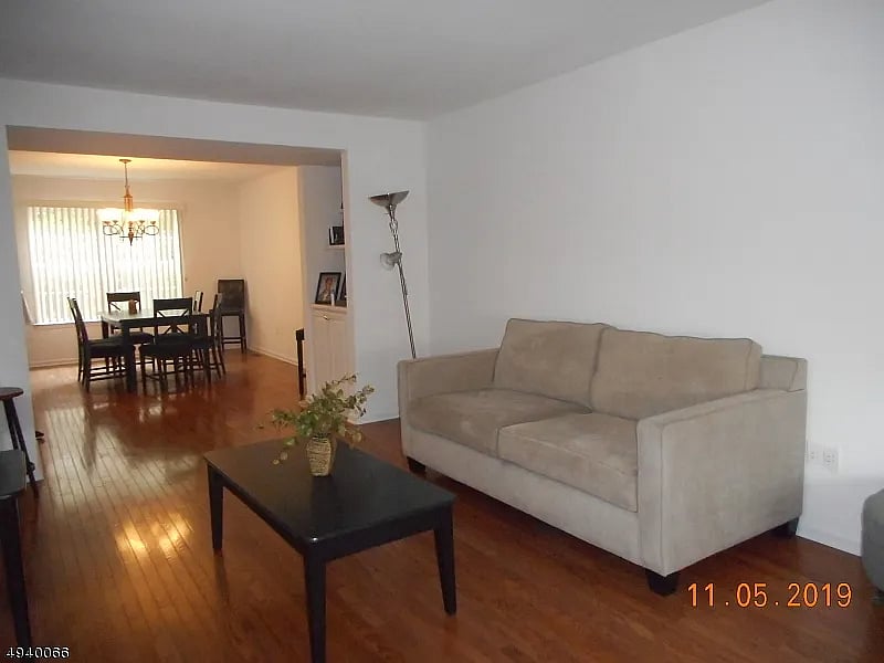 Furnished Finder property 890400_1 photo 5