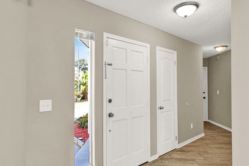 Furnished Finder property 890464_1 photo 38
