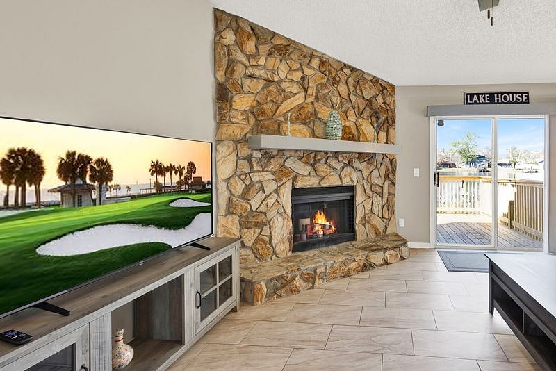Furnished Finder property 890464_1 photo 36