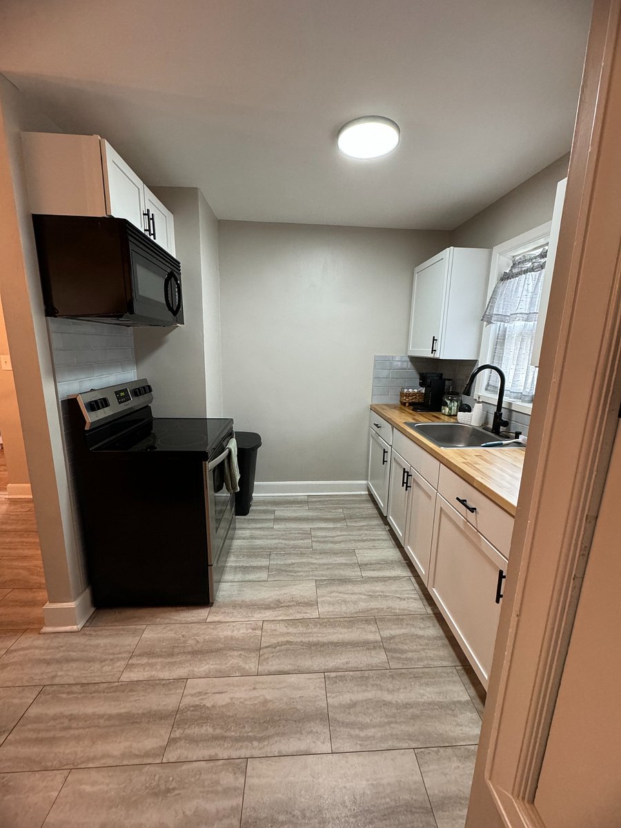 Furnished Finder property 890482_1 photo 13