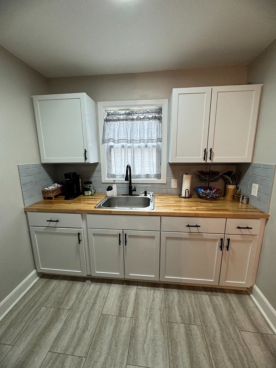 Furnished Finder property 890482_1 photo 15