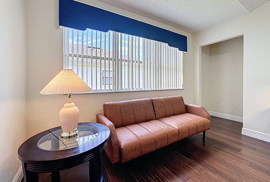 Office room with double bed