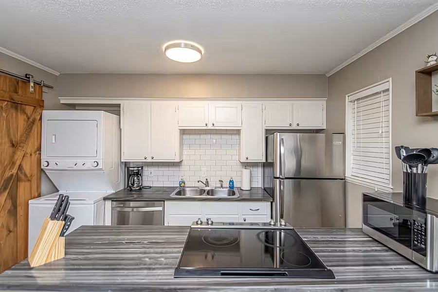 Furnished Finder property 890488_1 photo 6