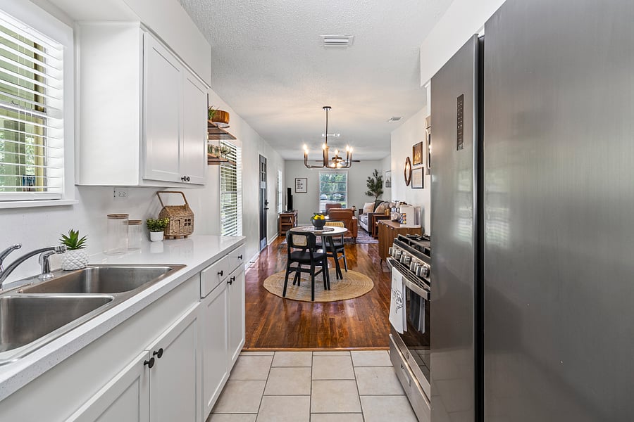 Fully equipped kitchen with everything you need for home; cooked meals.