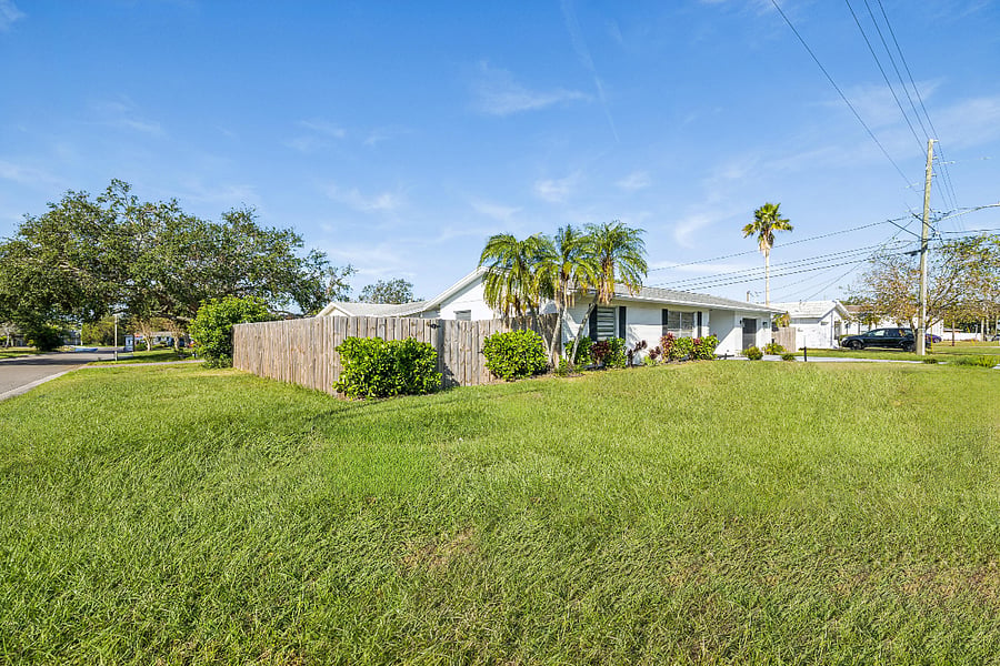 Furnished Finder property 890536_1 photo 8