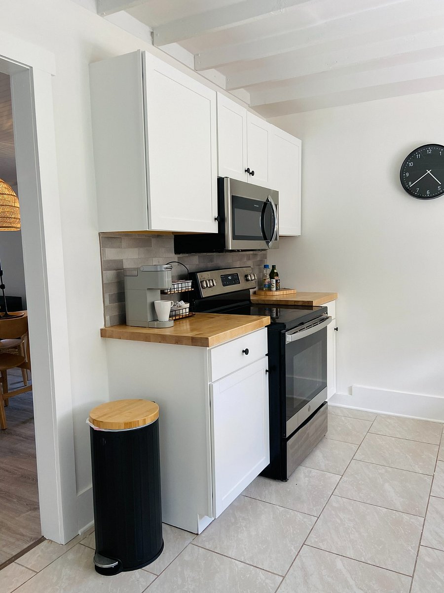 Furnished Finder property 890537_1 photo 8