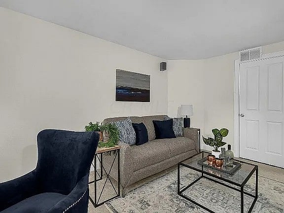 Furnished Finder property 890543_1 photo 10