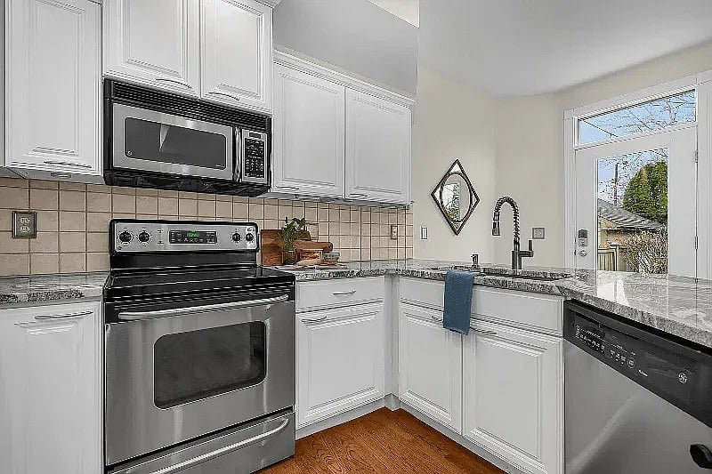 Furnished Finder property 890543_1 photo 6