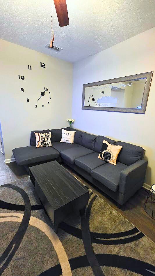 Furnished Finder property 890554_1 photo 4