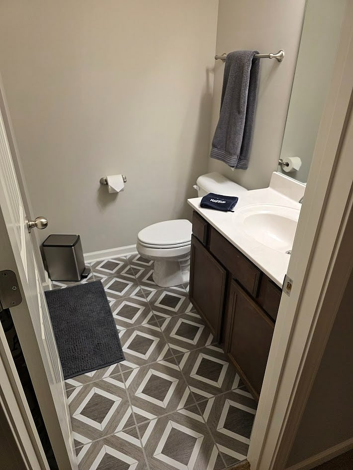 Full Master bath with tub and shower off of main bedroom