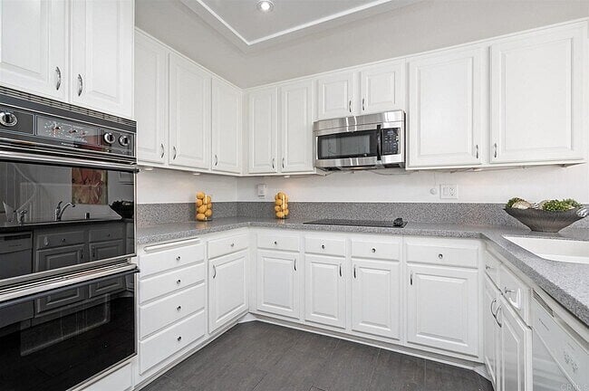 Furnished Finder property 890585_1 photo 3