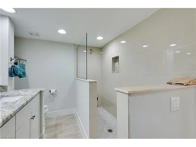 Furnished Finder property 890611_1 photo 22