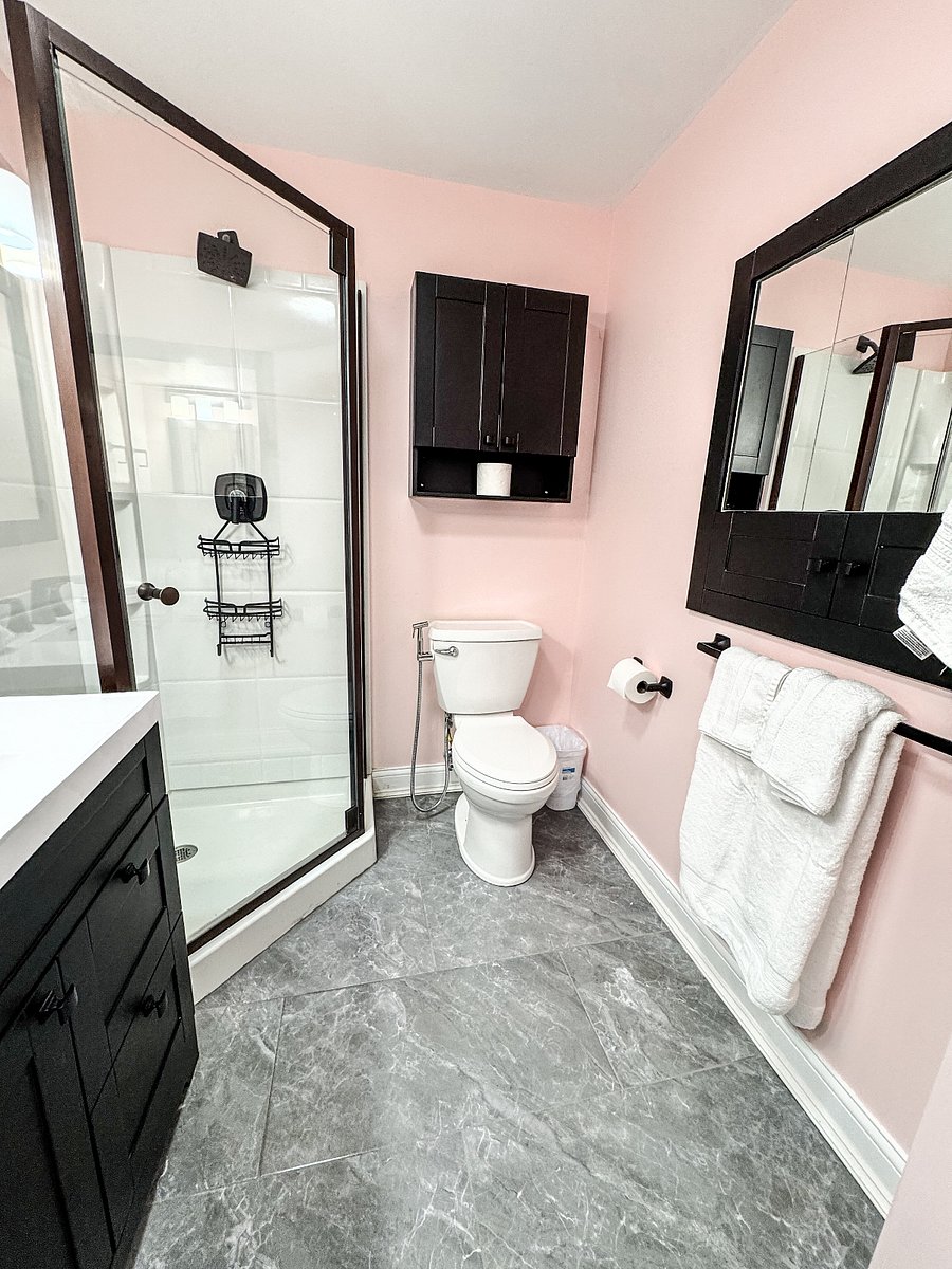 Basement Full Bathroom to Bedroom 3
