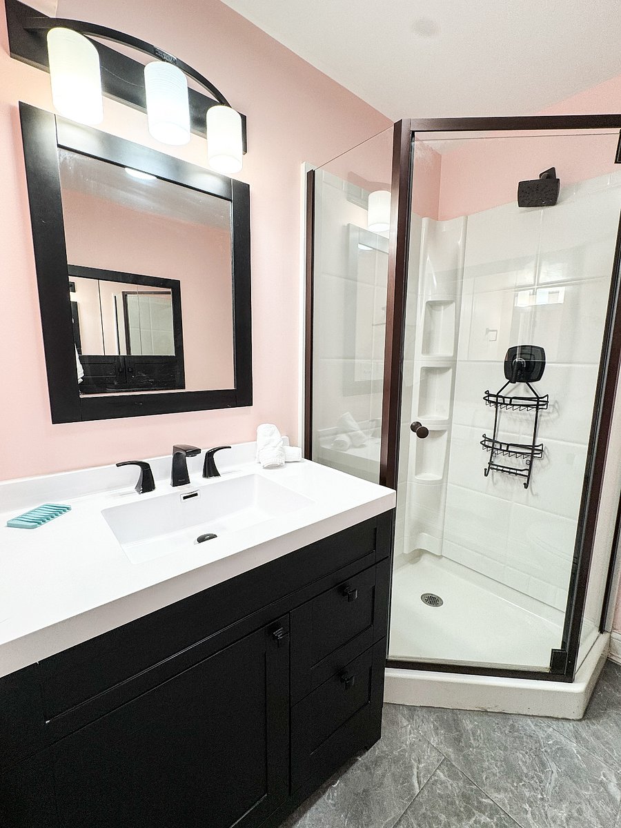 Basement Full Bathroom to Bedroom 3