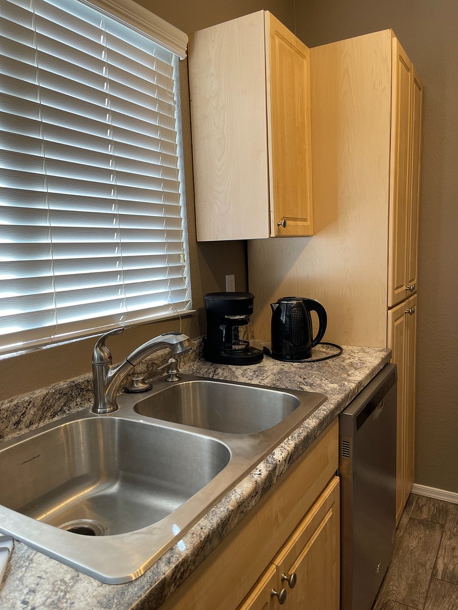 Furnished Finder property 890641_1 photo 6