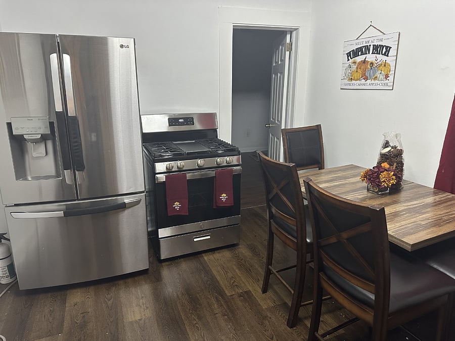 Furnished Finder property 890673_1 photo 8