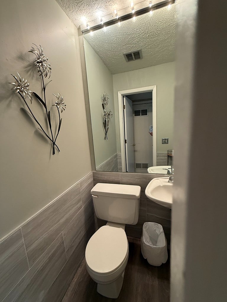 Furnished Finder property 890680_1 photo 9