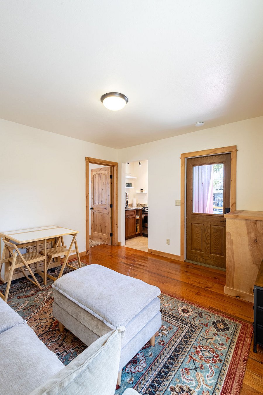 Furnished Finder property 890707_1 photo 2