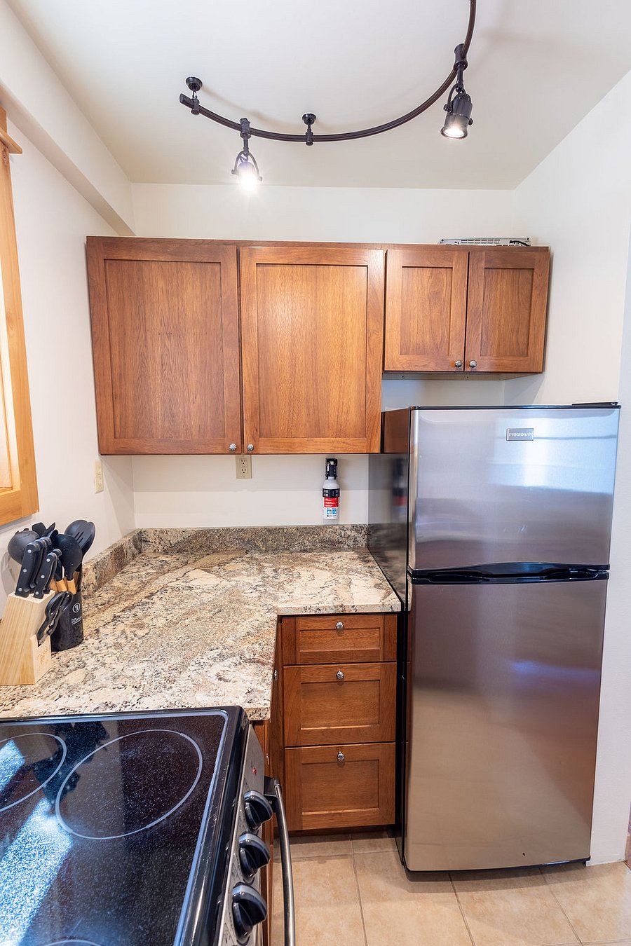 Furnished Finder property 890707_1 photo 8