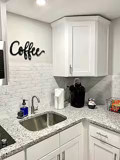 Furnished Finder property 890708_7 photo 3